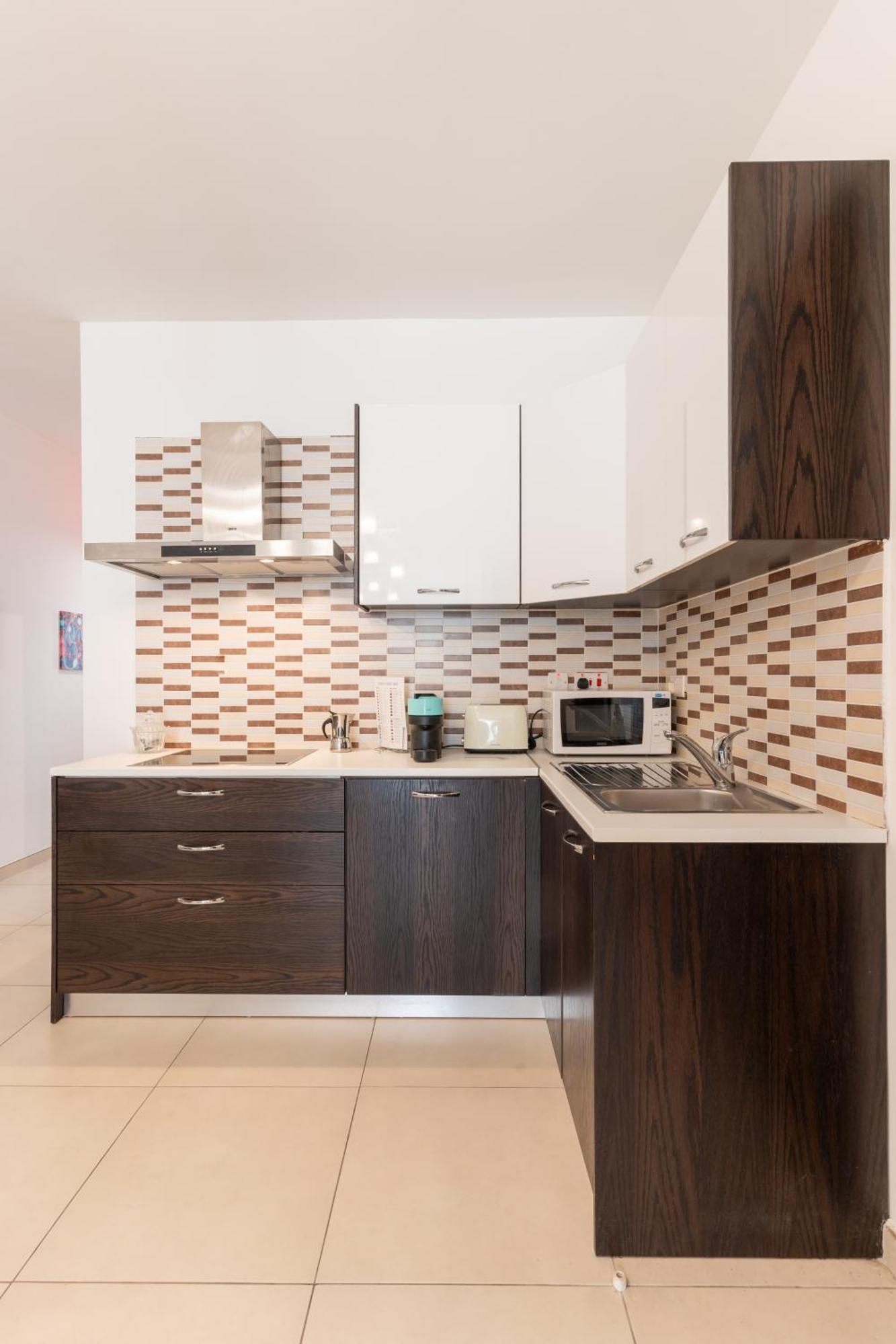 2 Bedroom In Central St Julians Prime Location In Paceville Apt 3 By Vaganza Saint Julian's Exterior photo